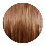 Runde Nahaufnahme einer warmer gold-kupferblonder Haarsträhne mit glänzenden Reflexen.