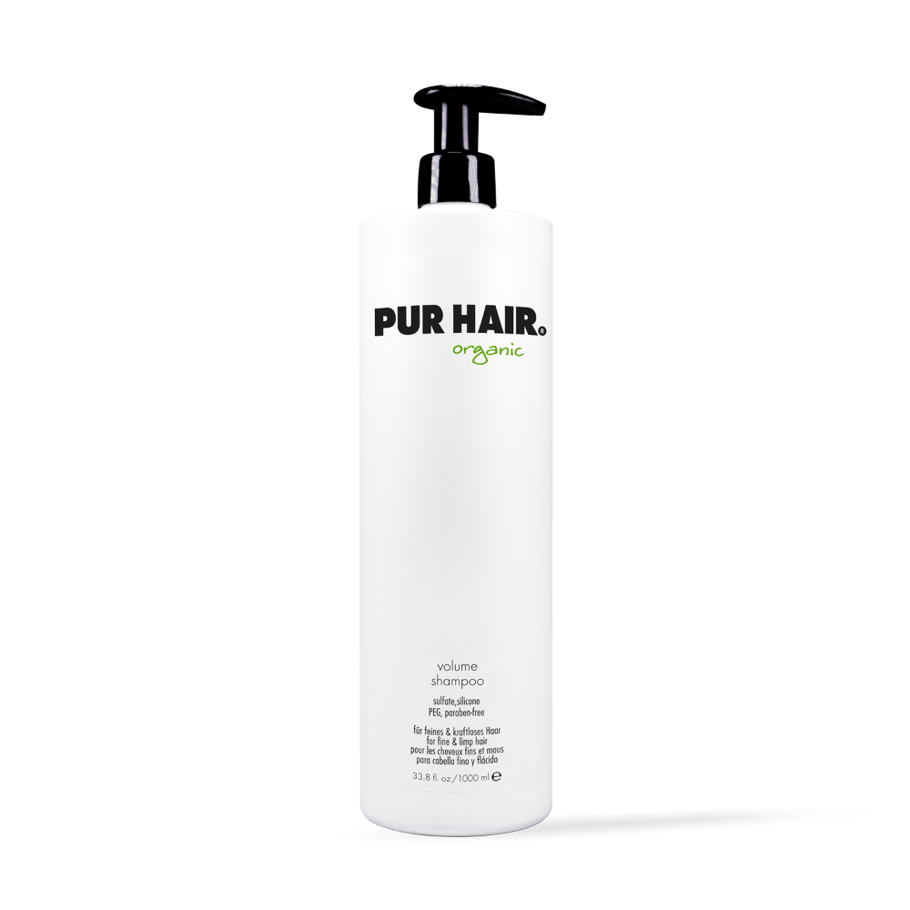 PUR HAIR Organic Volume Shampoo, 1000 ml Flasche in Weiß mit schwarzem Pumpspender.