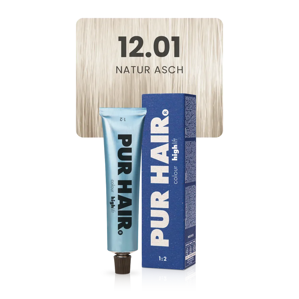 12.01 Natur Asch Haarfarbe in hellblauer Tube und sehr heller, natur blonder Strähne.