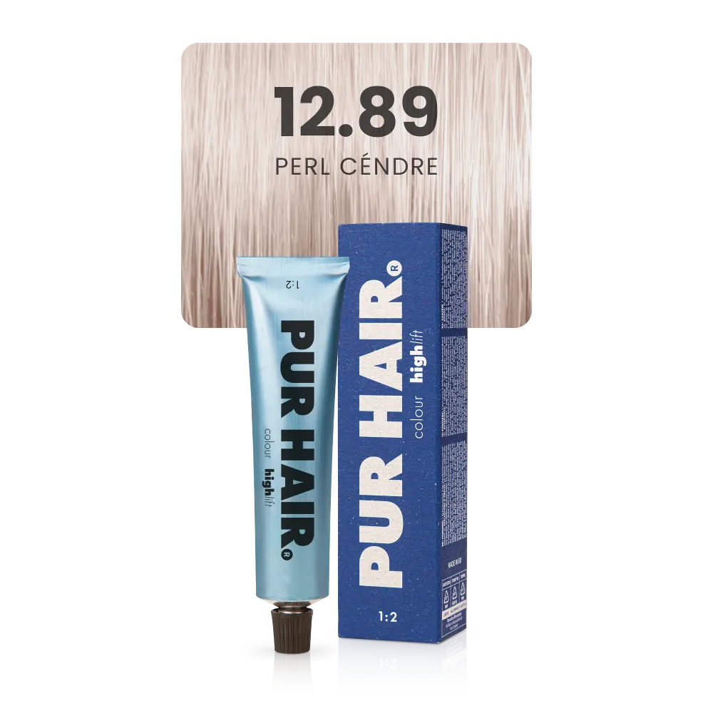 12.89 Special Blond Perl Céndre Haarfarbe in hellblauer Tube und sehr heller, perl-blonder Strähne.