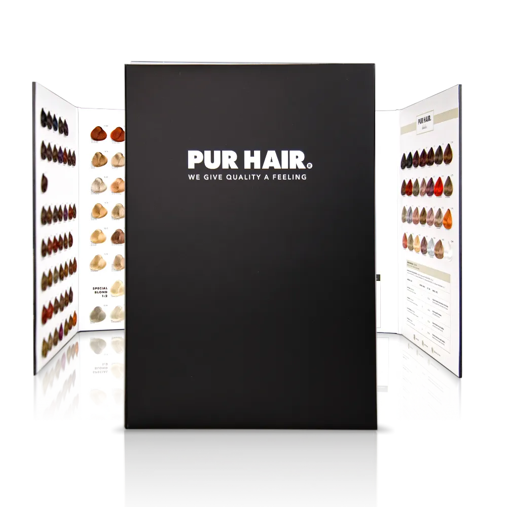 PUR HAIR Farbkarte mit umfangreicher Auswahl an Haarfarbnuancen und Farbmustersträhnen.